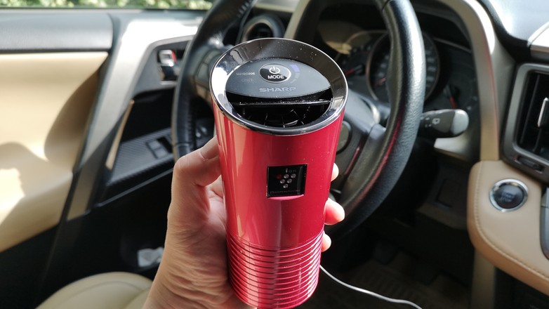 Sharp Sharp UJ-GC20E - samochodowy oczyszczacz powietrza