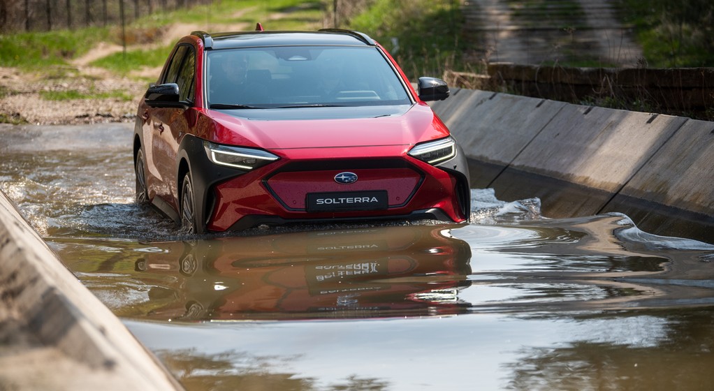 Subaru Solterra 2022 r. 1 generacja