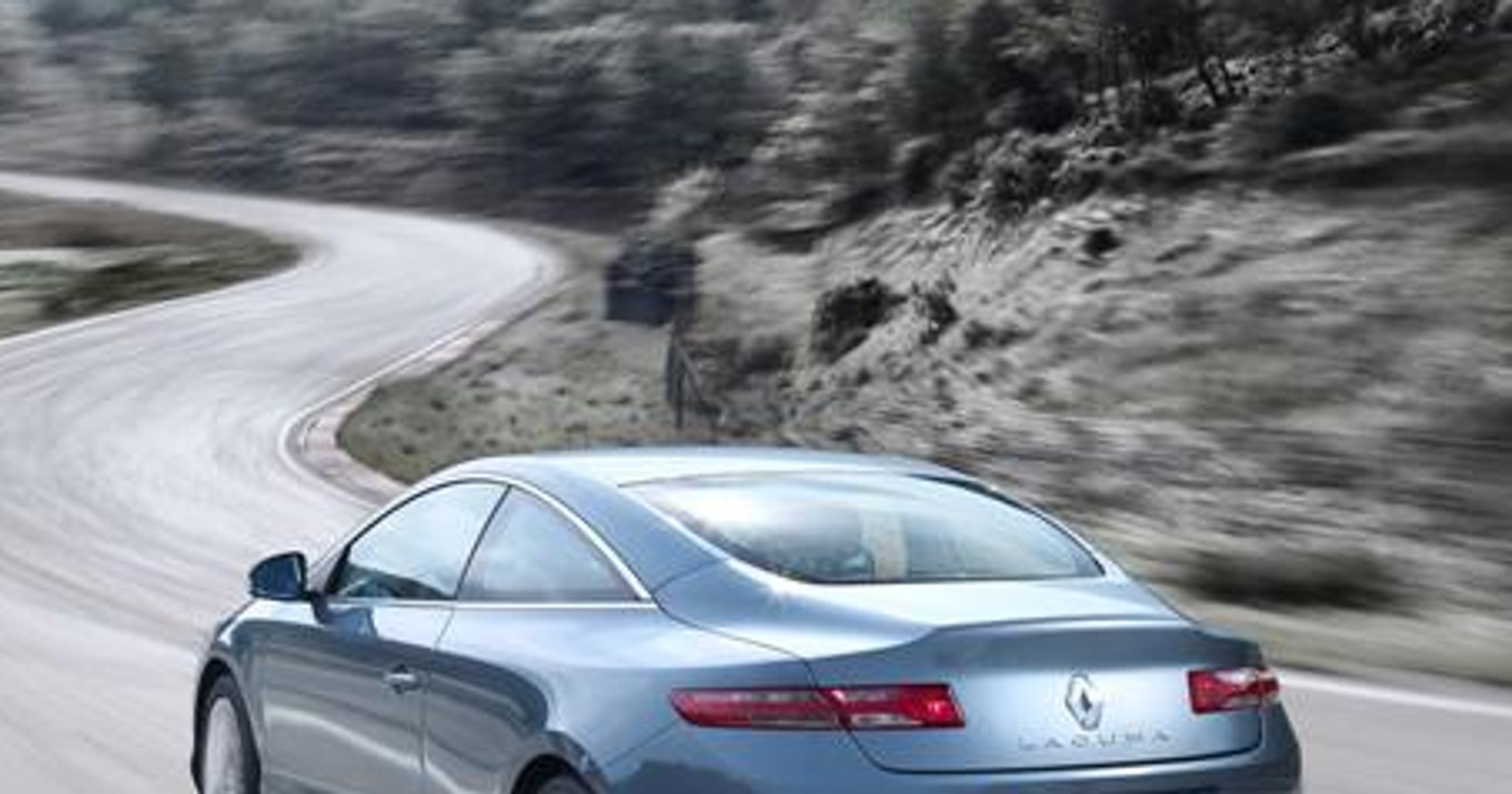 Laguna Coupe uznana przez Playboya za Auto z seksem