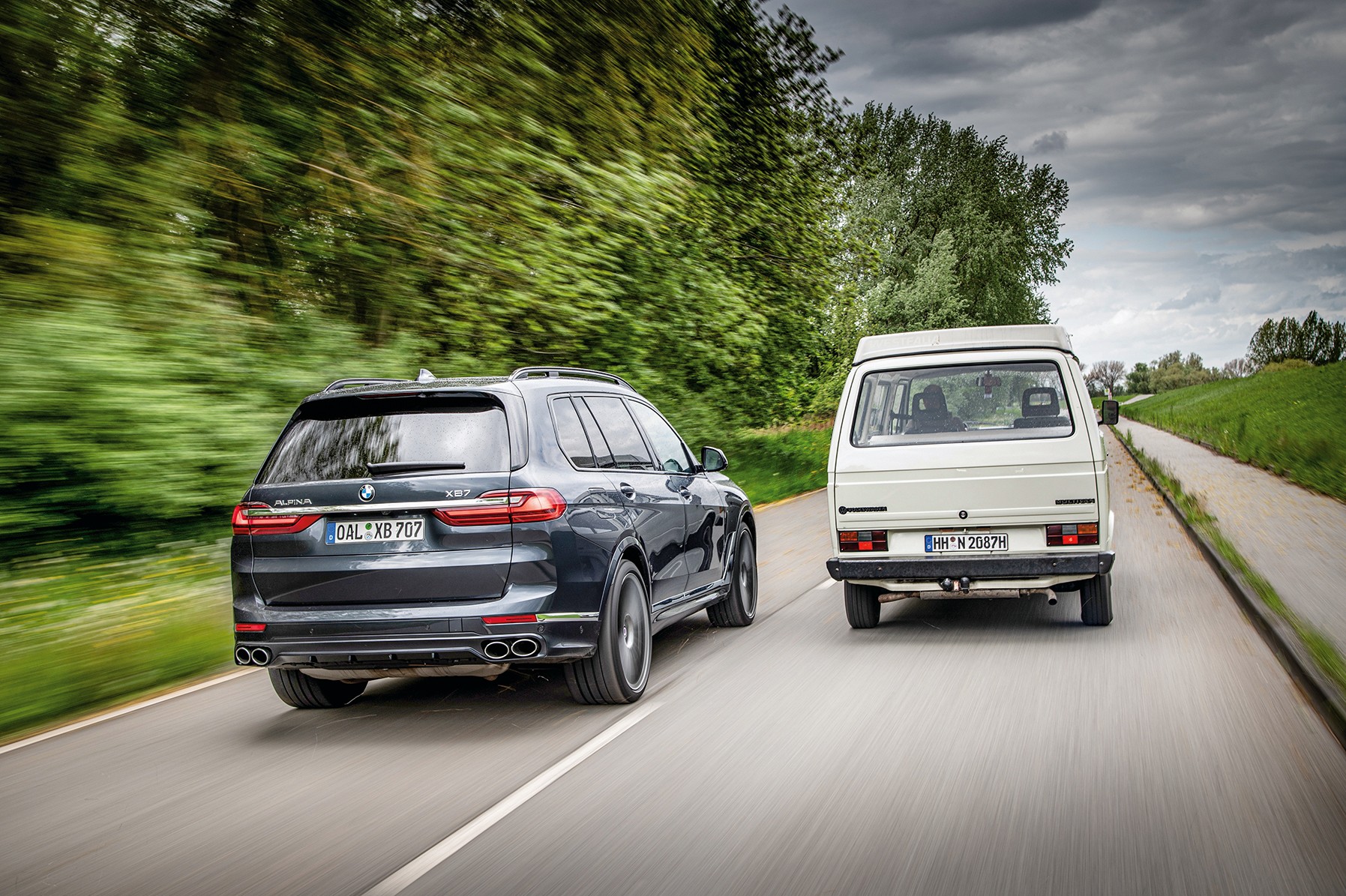 Alpina XB7 (2021) i Volkswagen Bus T3 (1.6 TD z 1986 r./70 KM)