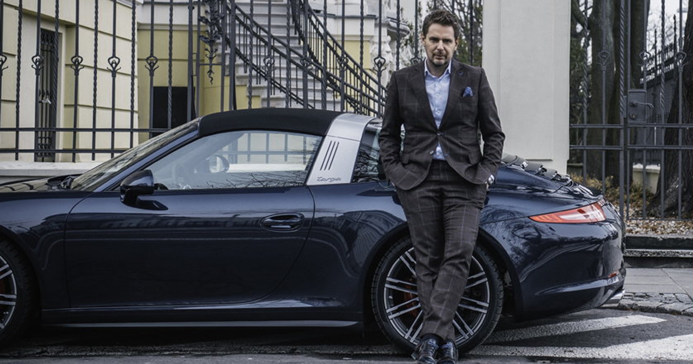 Wojciech Modest Amaro odbiera nowe Porsche 911 Targa 4S