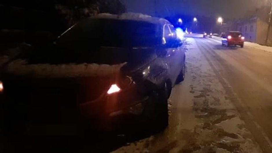 Kolizja drogowa w Rydułtowach: Kierowca bez OC i badań technicznych ukarany