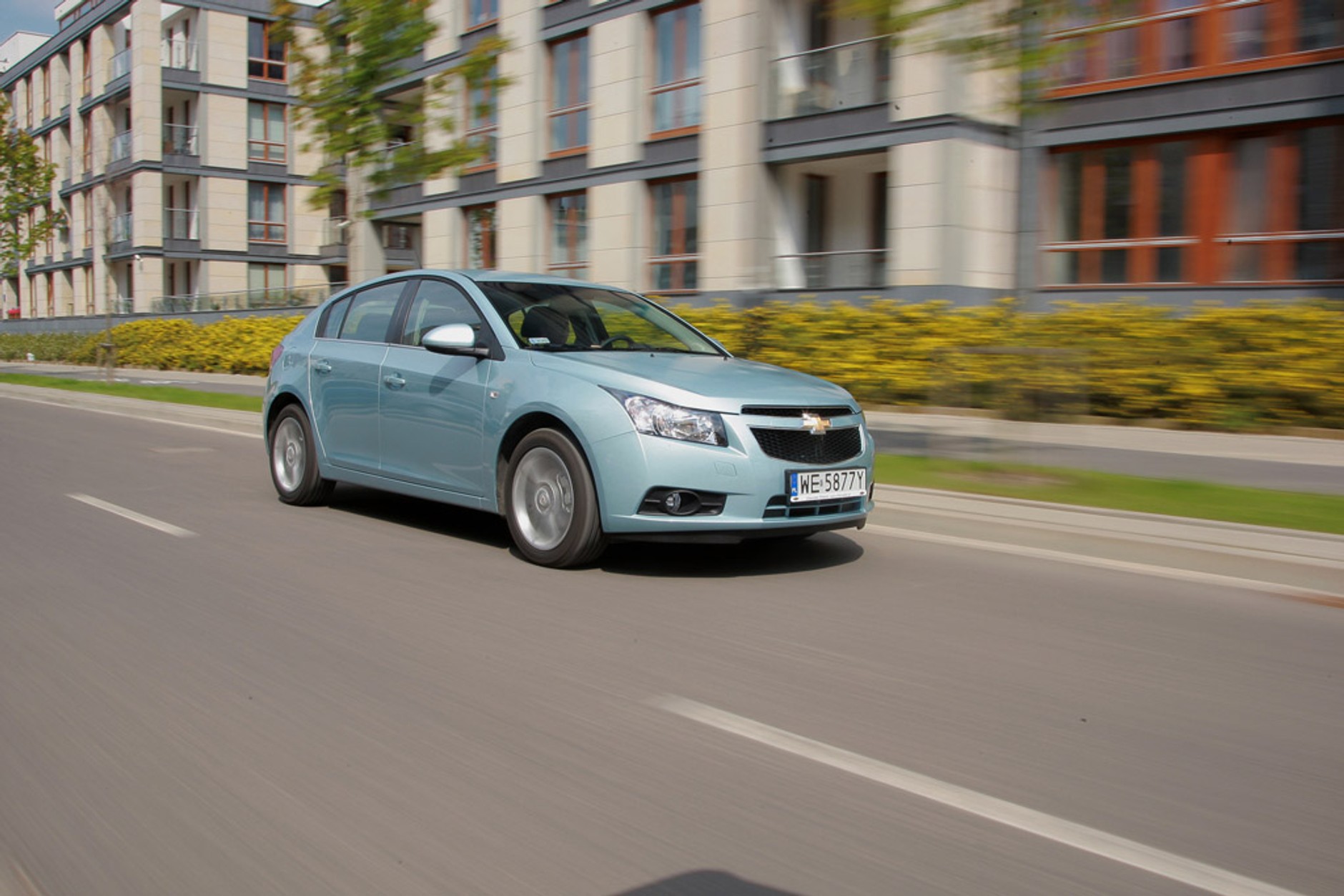 Cruze hatchback: czy Chevrolet pokona Volkswagena Golfa