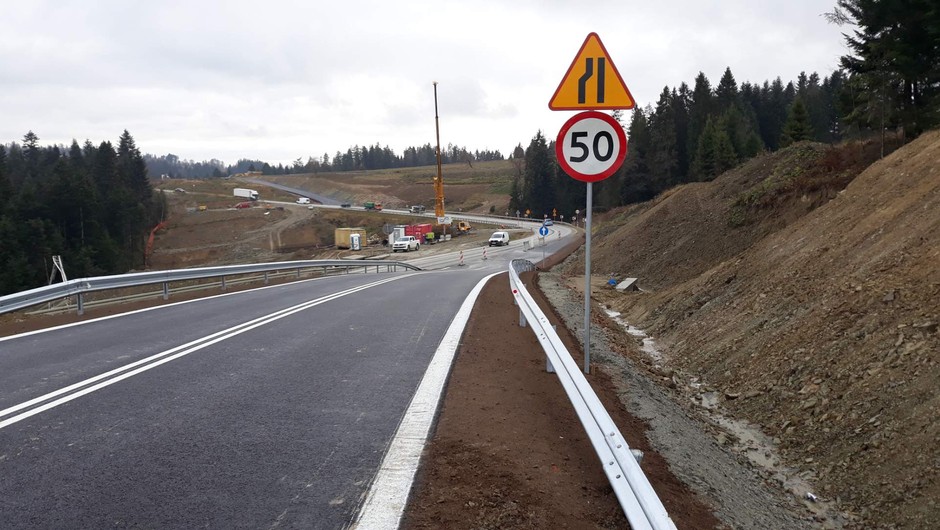Budowa zakopianki. Nowa droga w Rdzawce