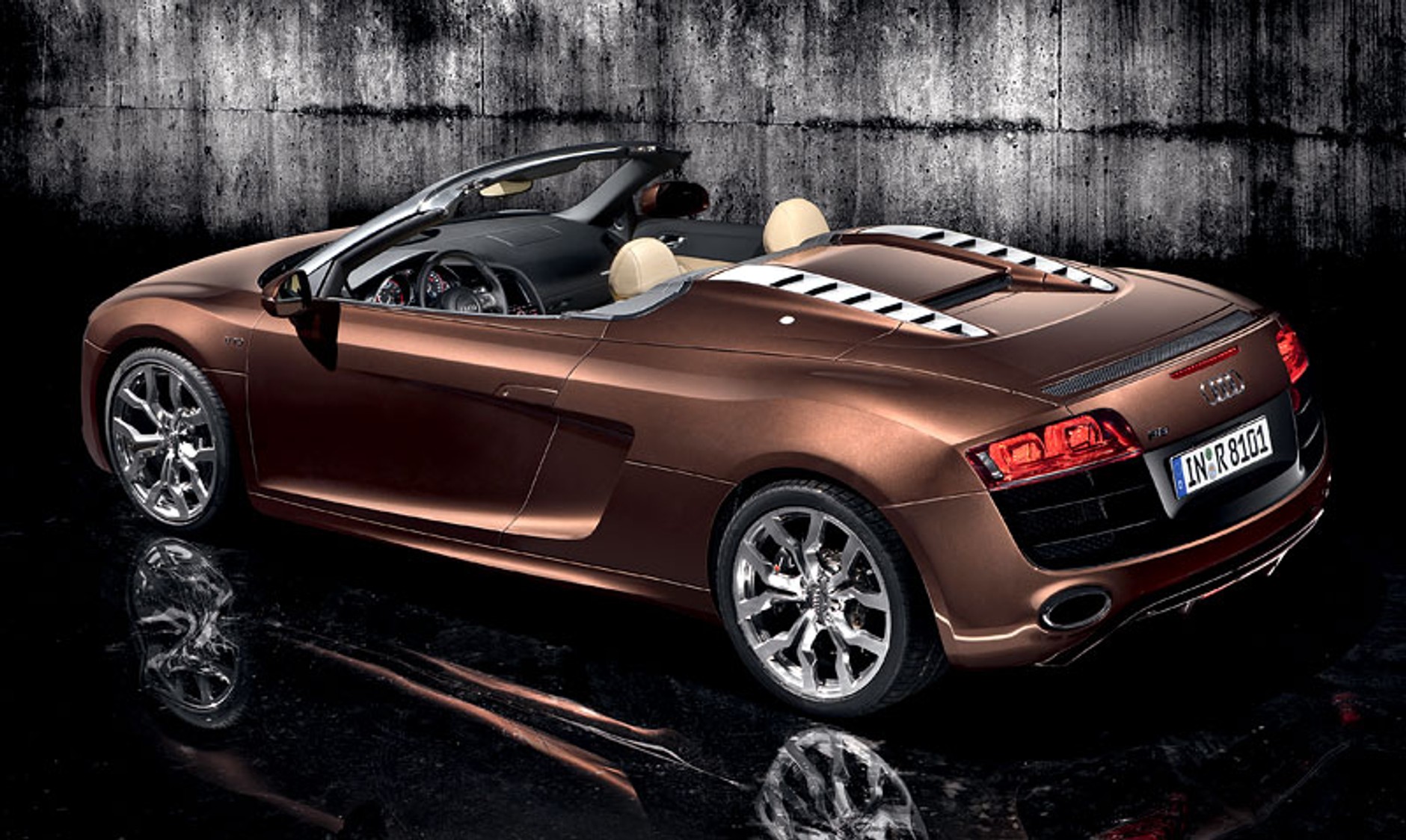 Audi R8 Spyder: V10 quattro inaczej