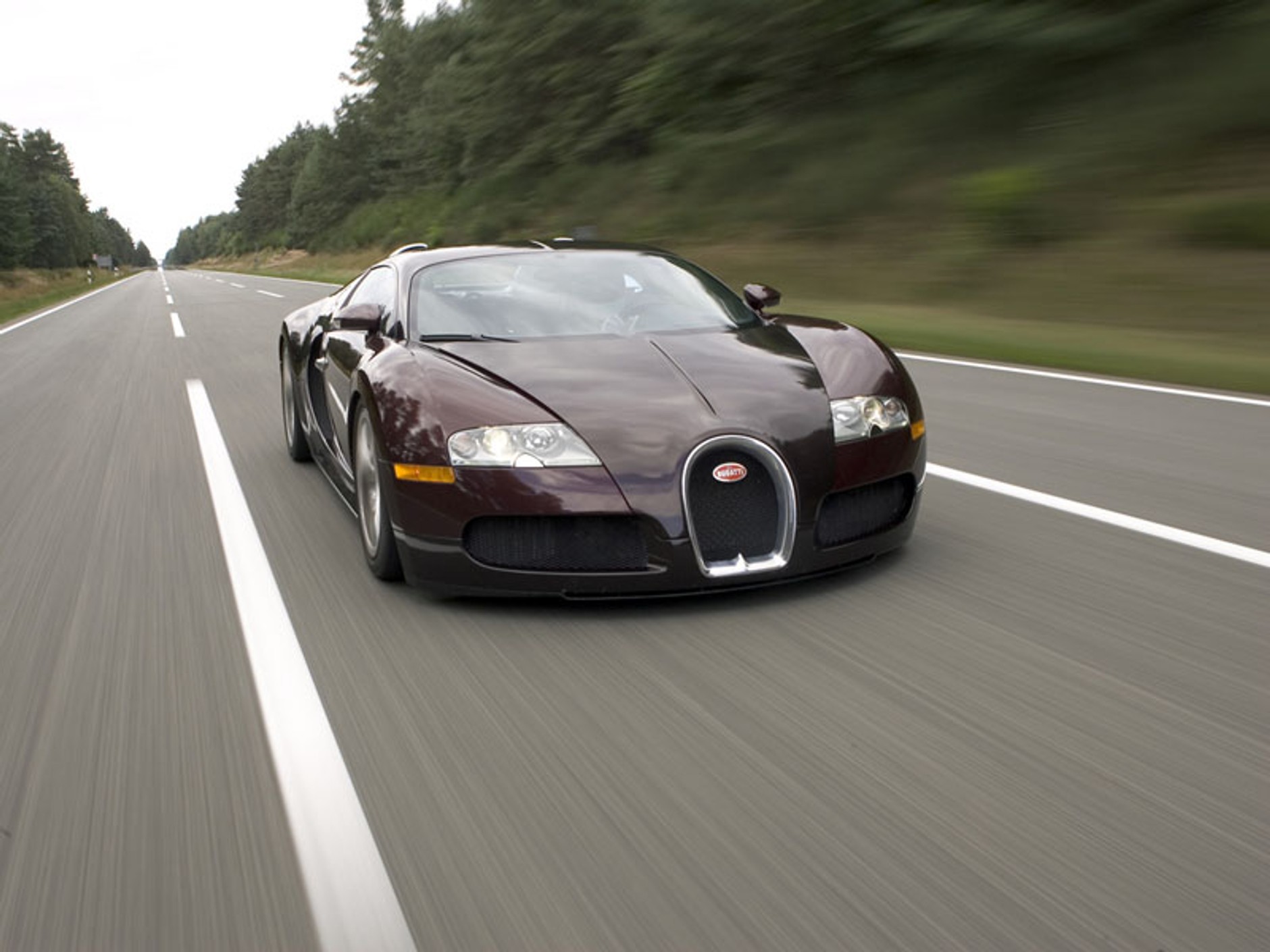Bugatti wyprodukuje więcej egzemplarzy modelu Veyron (fot. + tapety)