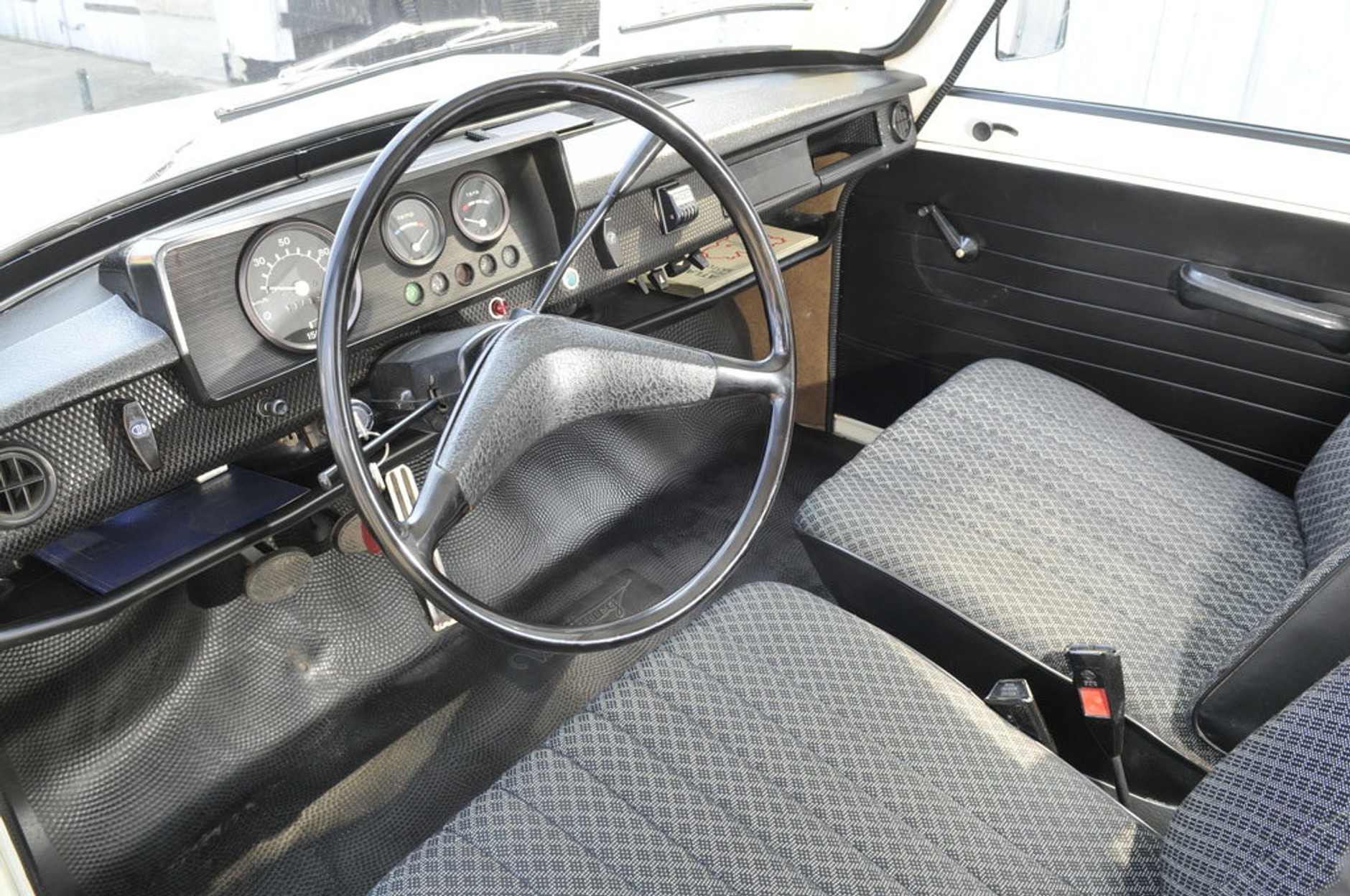 Turystyczna kombinacja - Wartburg 353 Tourist