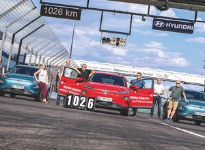 Hyundai Kona lepszy od Tesli – elektryzujący rekord