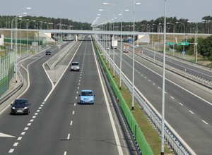 Czy potrafisz jeździć po drogach wielopasmowych? Typowe błędy i wątpliwości