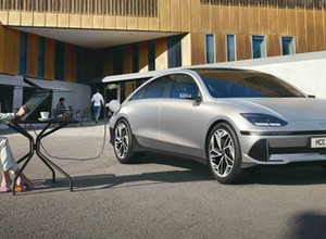 Hyundai Ioniq 6. Nawet 610 km zasięgu w bezpiecznym kokonie