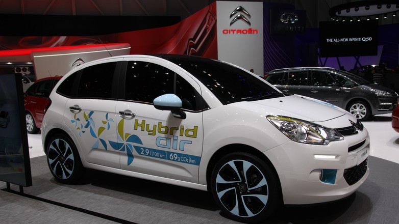 Citroen C3 Hybrid Air (Genewa 2013)