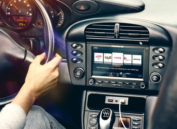 Nowoczesne multimedia dla klasycznych Porsche