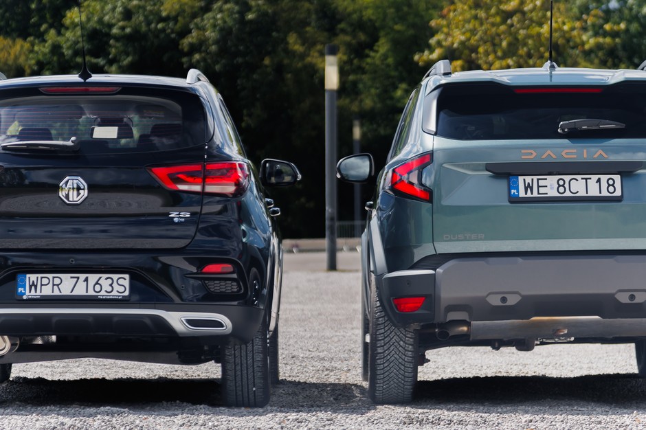 Dacia Duster kontra MG ZS. Porównanie dwóch budżetowych samochodów