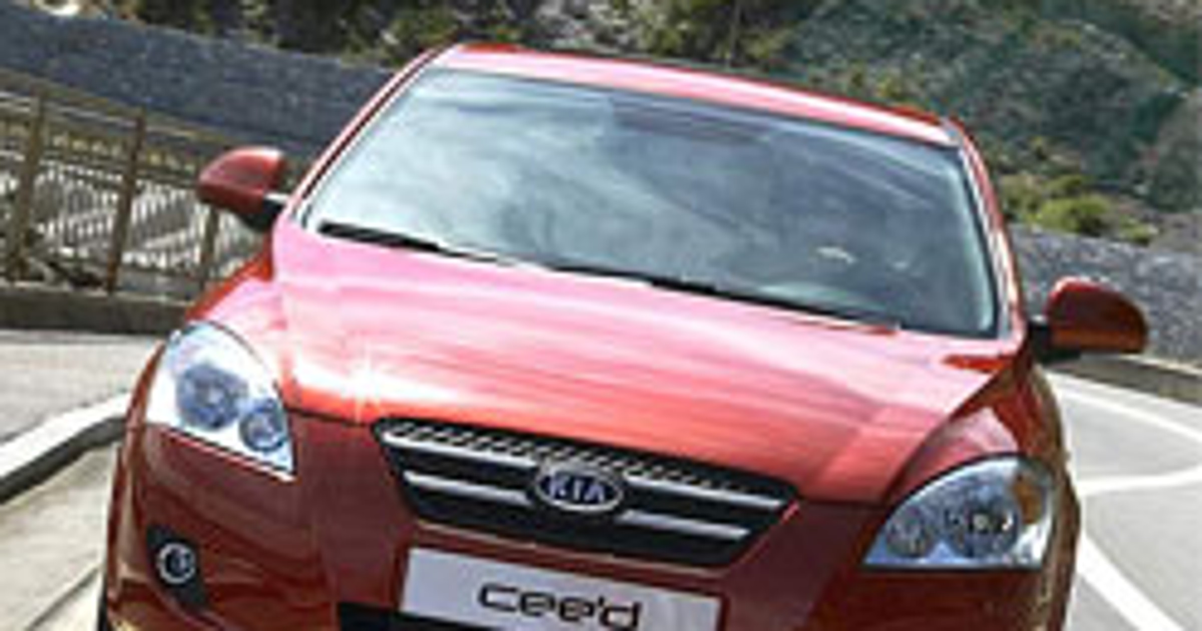 Kia Cee’d kombi przechodzi testy drogowe