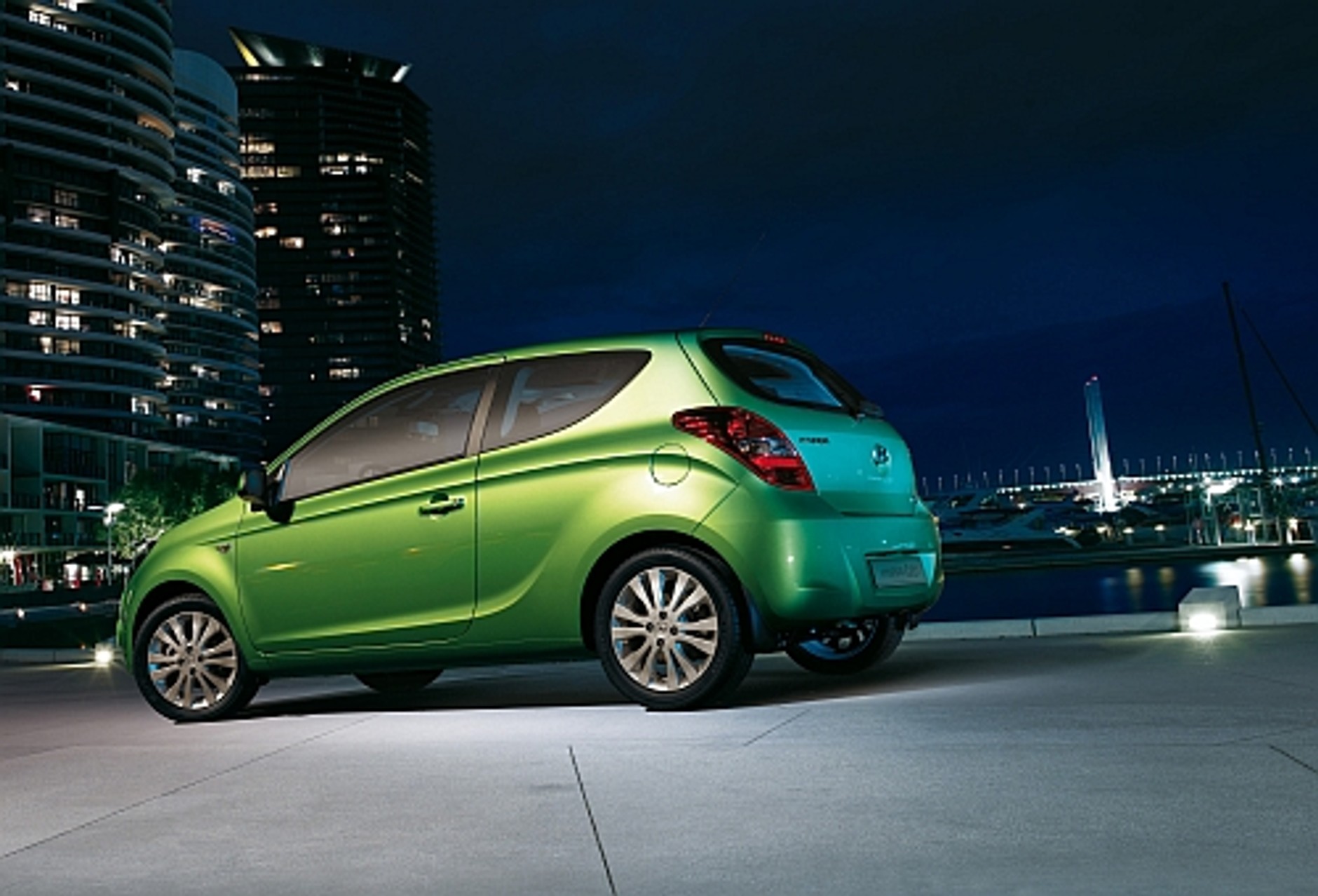 Hyundai i20 otwiera drzwi - Czyli otwarte dni w salonach Hyundaia