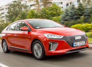 Hyundai Ioniq Plug-in - koreański styl eko | TEST
