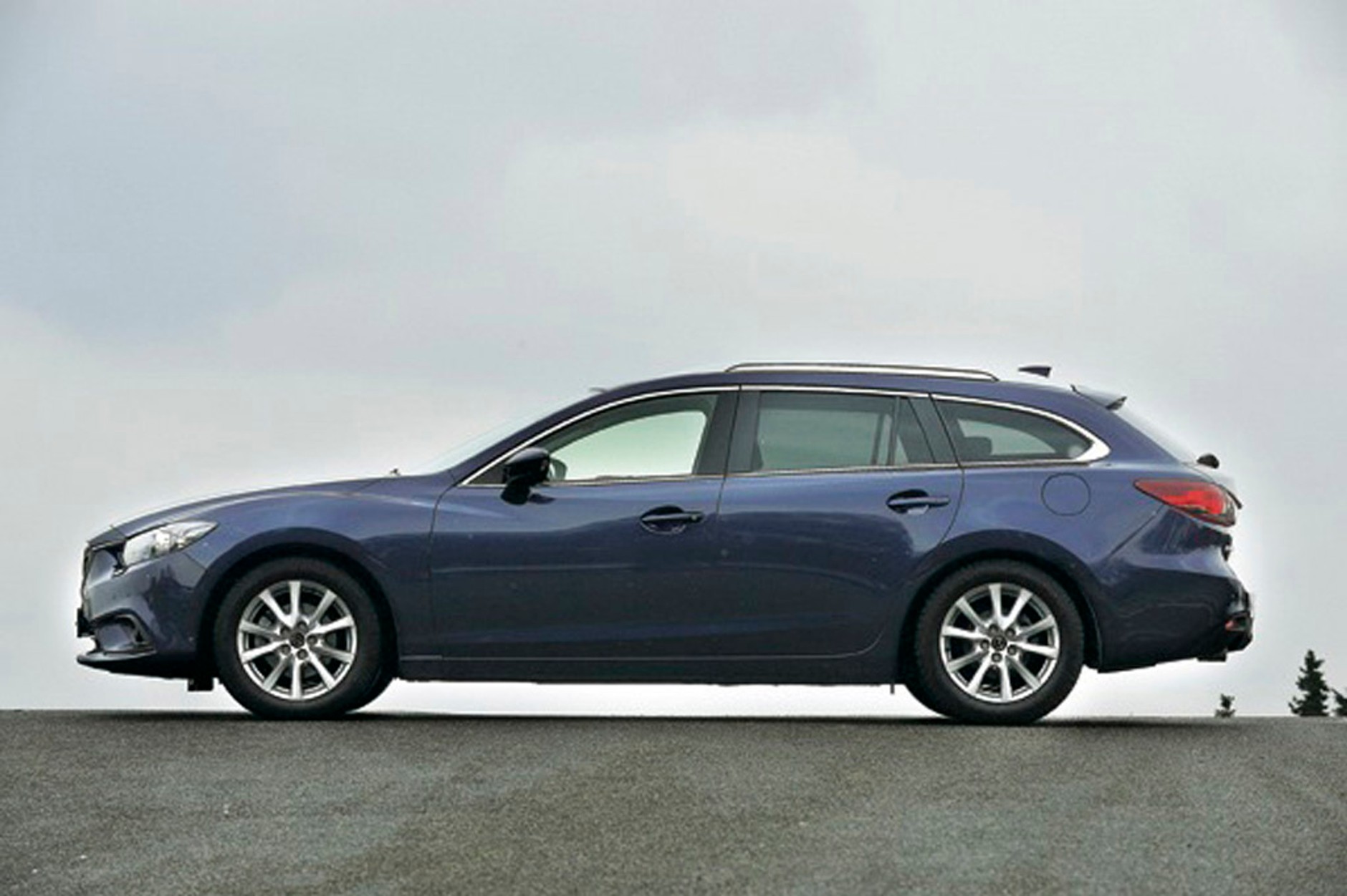 SUV kontra kombi: które modele są lepsze dla rodziny?