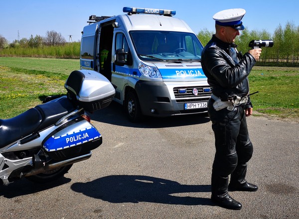 Więcej policyjnych kontroli. Rusza akcja Roadpol w całej Polsce