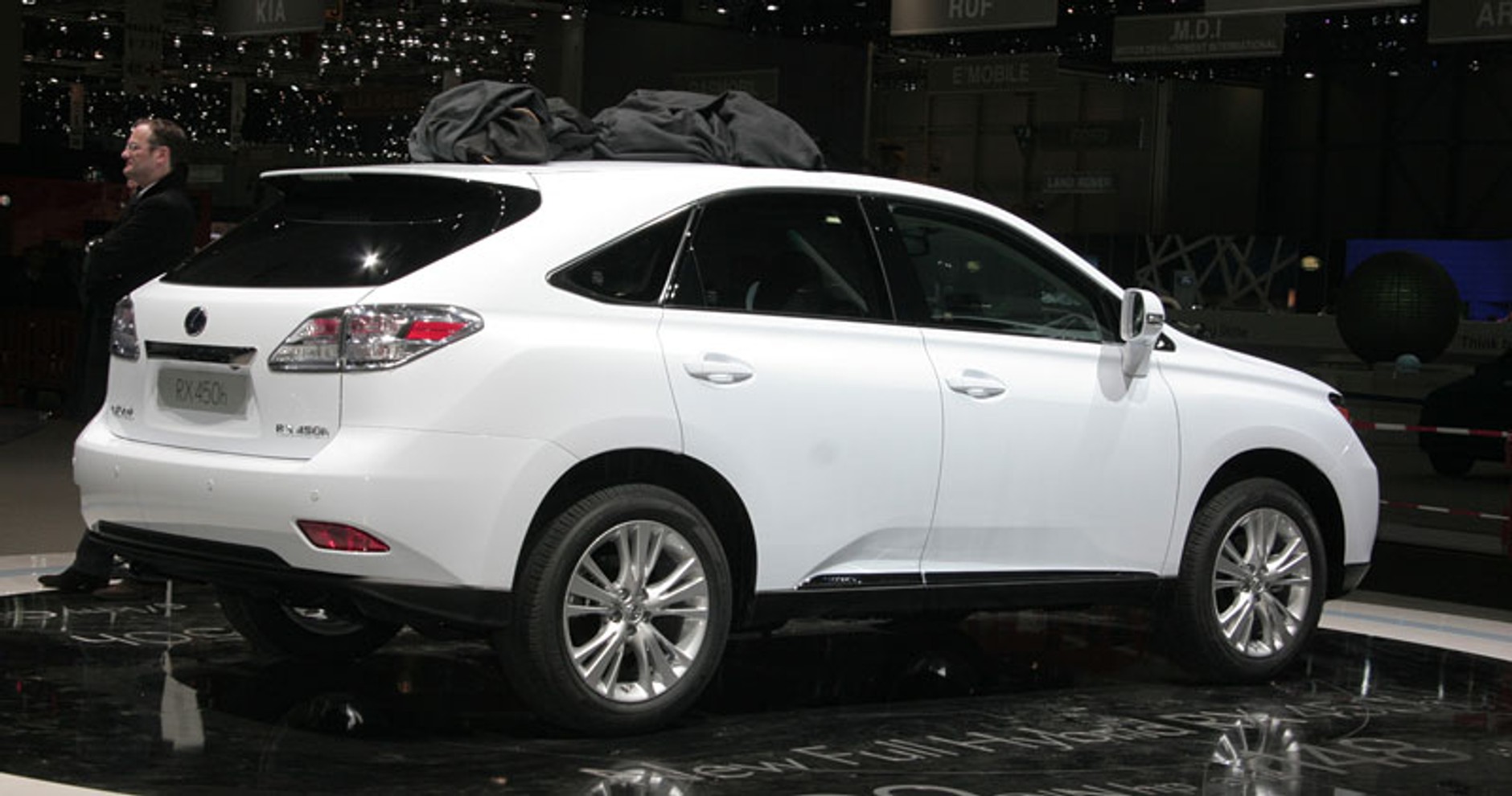 Genewa 2009: Lexus RX 450h – pierwsze wrażenia