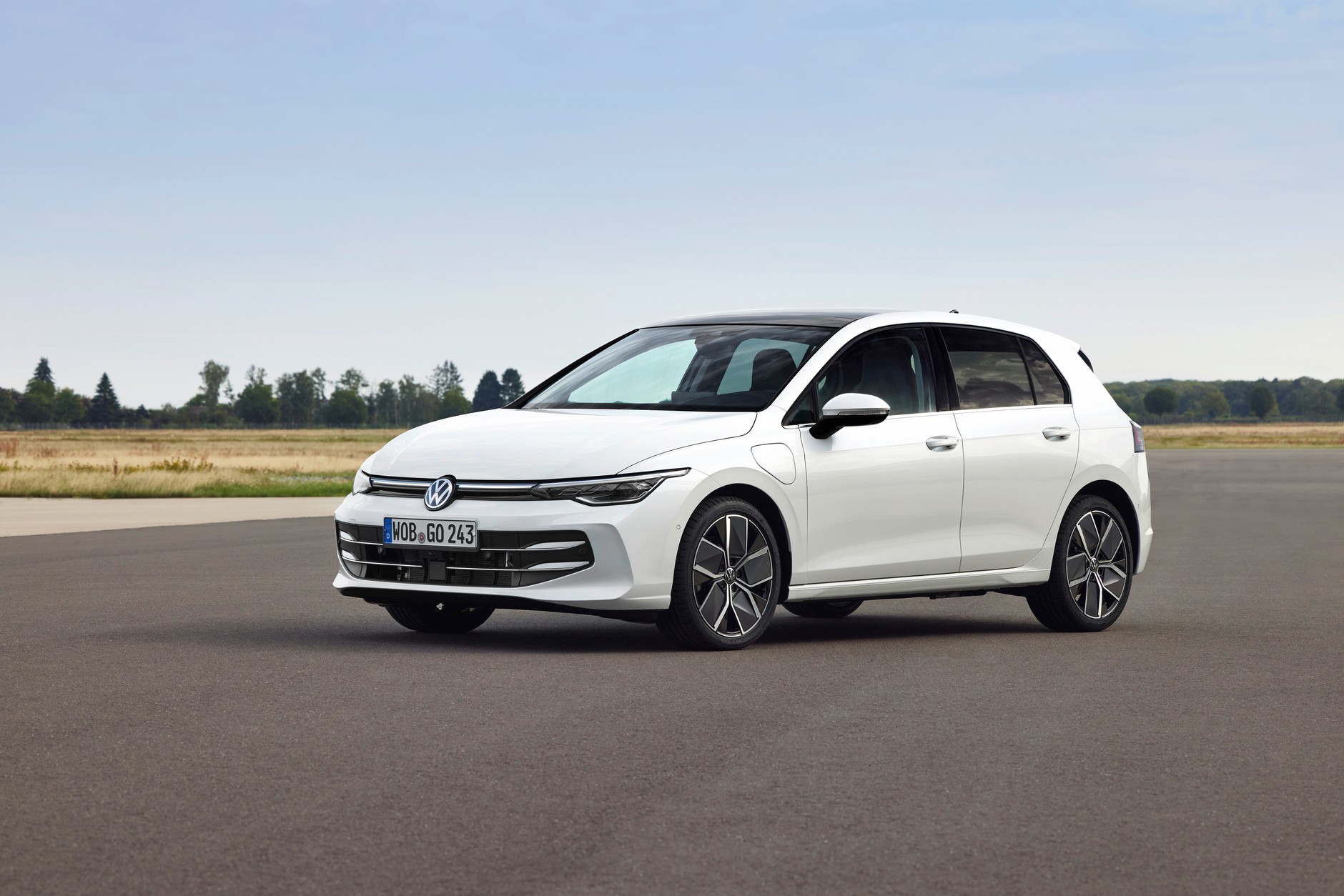 Volkswagen Golf 8 eHYBRID po liftingu