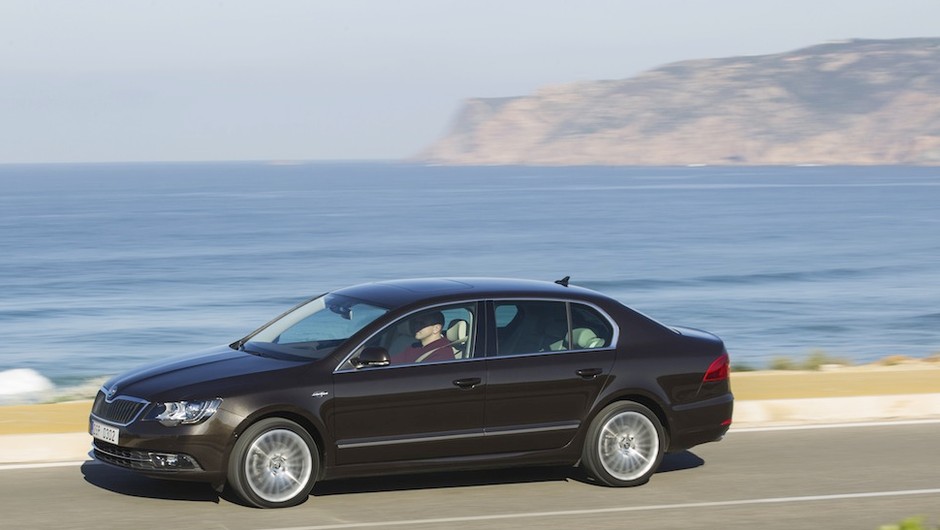 Skoda Superb Laurin&Klement: luksus z Czech