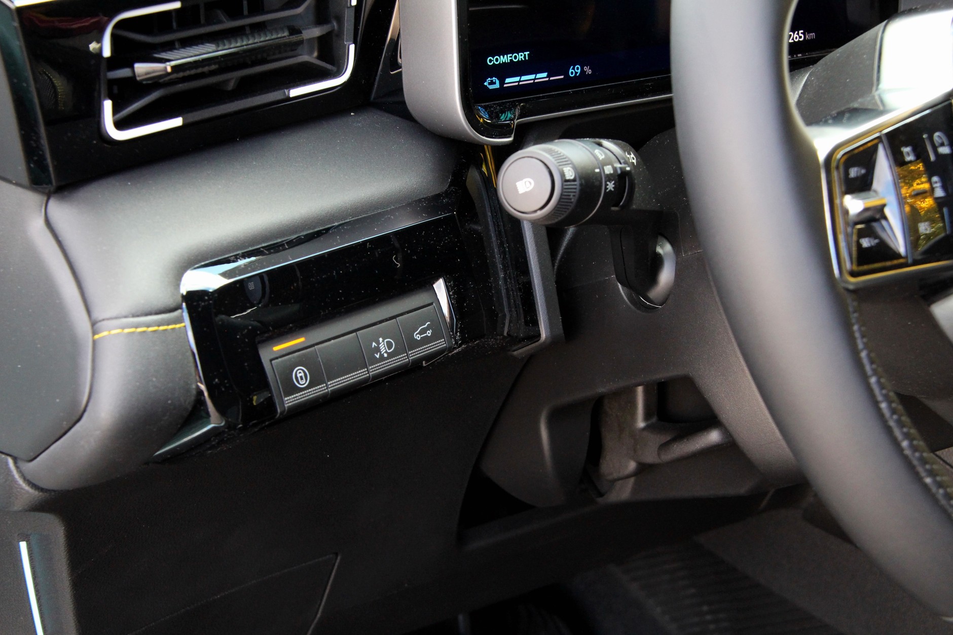 Renault 4 E-Tech Iconic