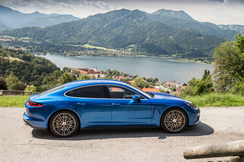 Porsche Panamera Turbo - władca lewego pasa i toru