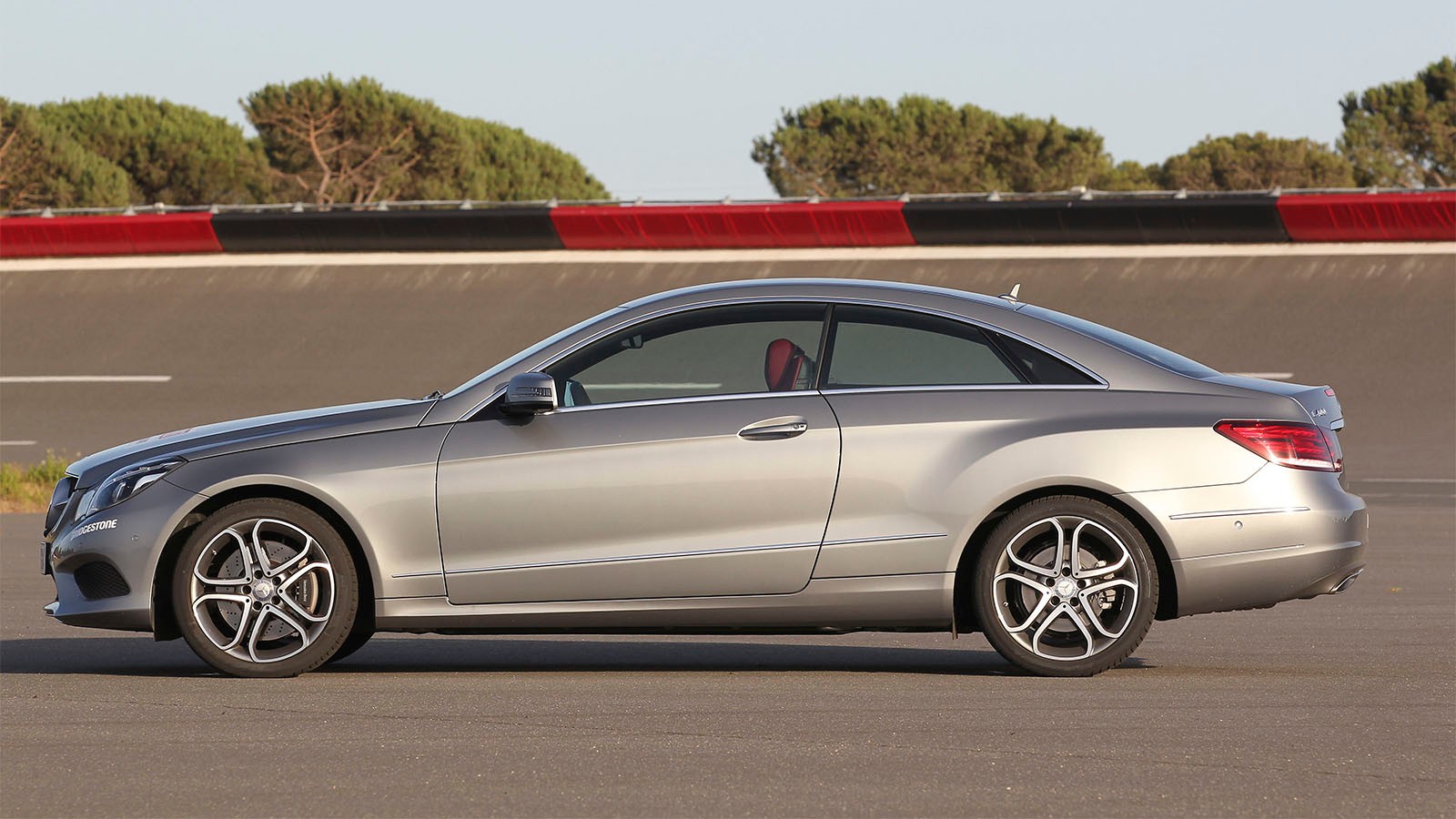 Mercedes klasy E - coupé