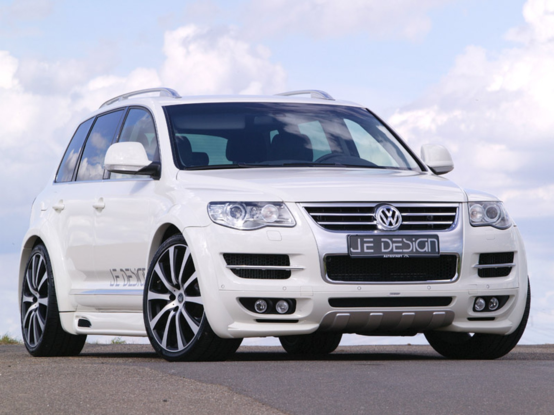 Volkswagen Touareg Wide Body – kolejna ingerencja JE Design