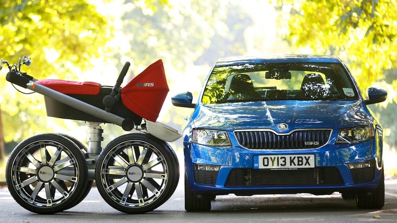 Rodzinny spacer w stylu Skody Octavii RS