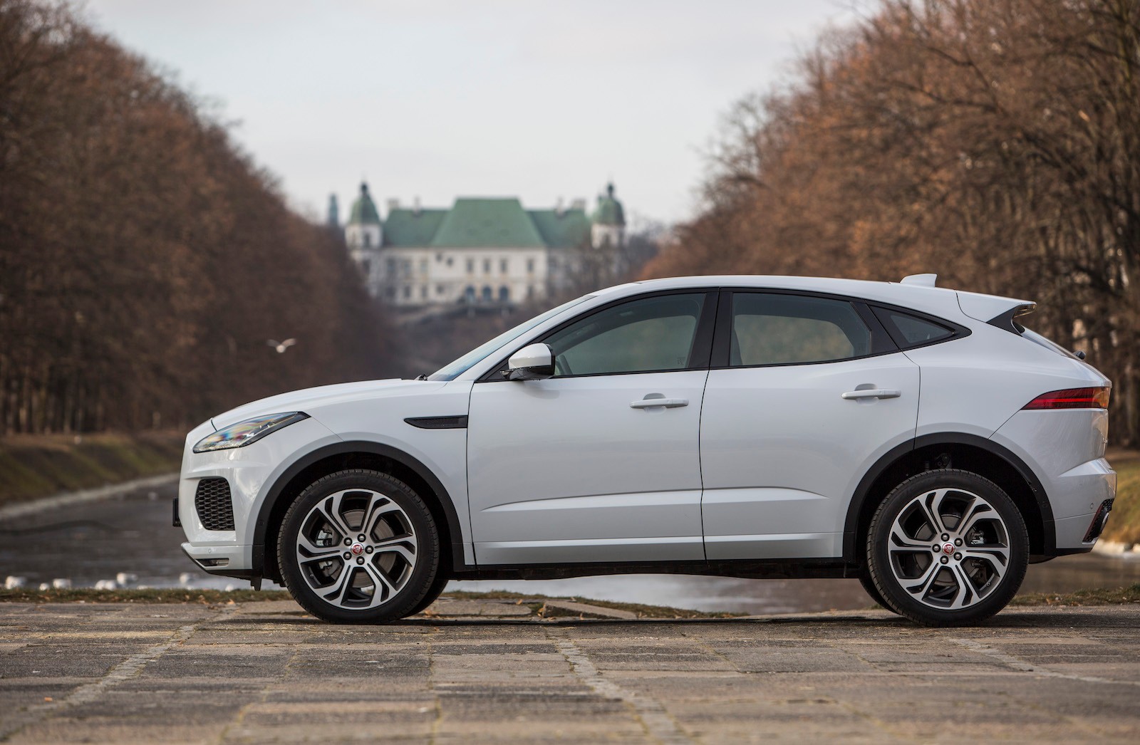 Jaguar E-Pace 2.0 P250 AWD First Edition