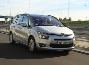 3 cylindry na 7 pasażerów