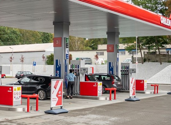 Ceny paliw na Orlenie mocno ścięte. Daniel Obajtek wytłumaczył zasady
