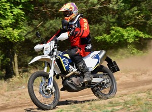 Husqvarna 701 Enduro - dual klasy premium w teście