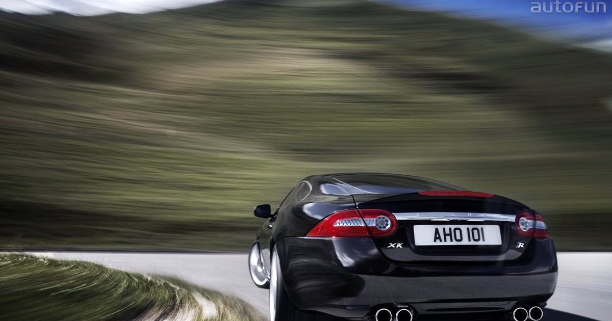 Jaguar XKR