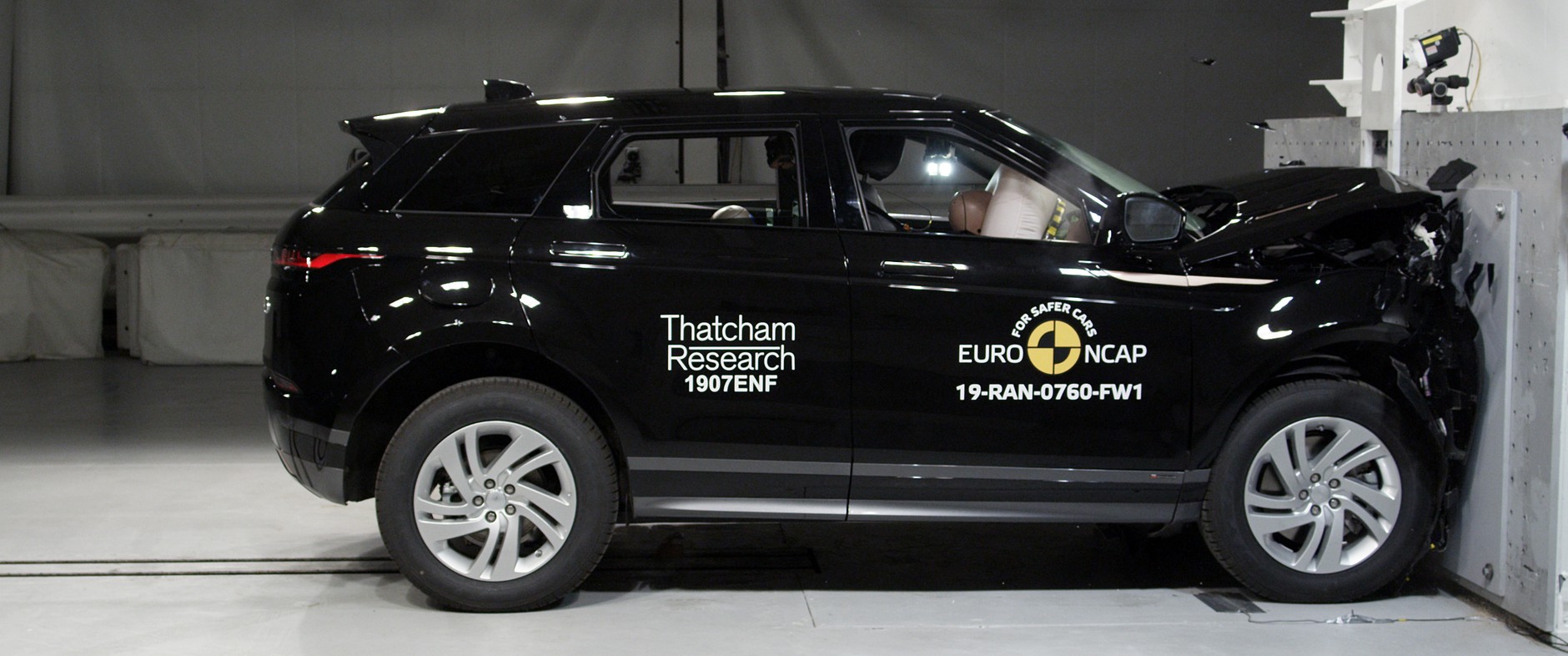 Crash-test Range Rover Evoque II
