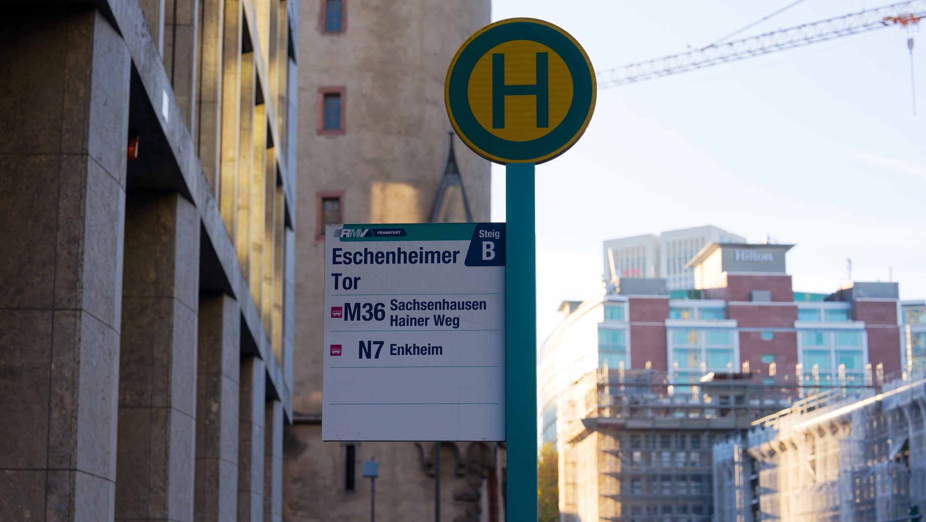 Przystanek autobusowy we Frankfurcie nad Menem