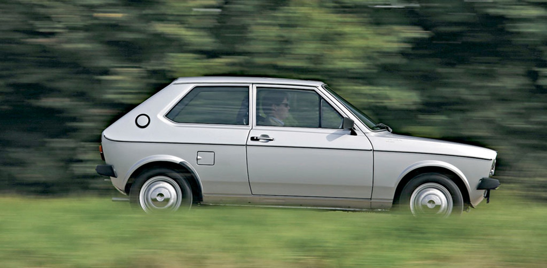 Audi 50 - klasyk, który wyprzedził Golfa