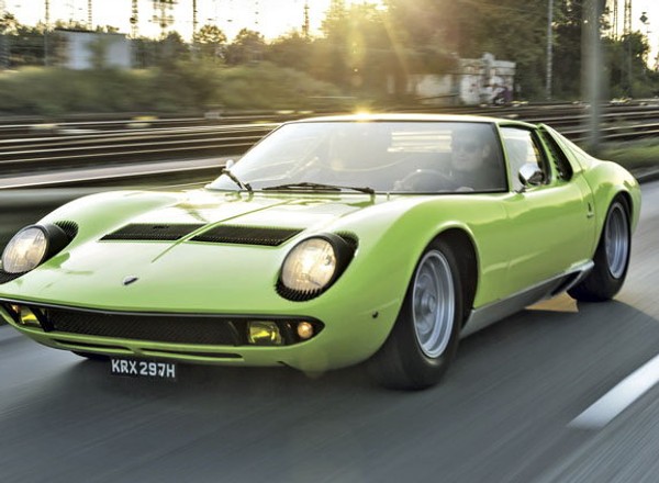 Lamborghini Miura P400 S - piękna bestia