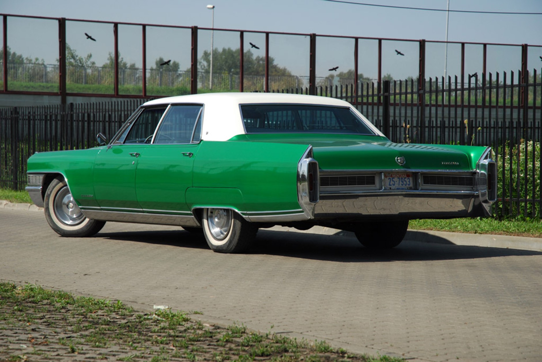 Cadillac Fleetwood Braugham: minimalizm nie istnieje