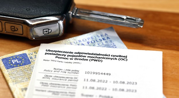 Prawie 350 tys. kierowców bez OC. Rekordzista obciążony na 2,3 mln złotych