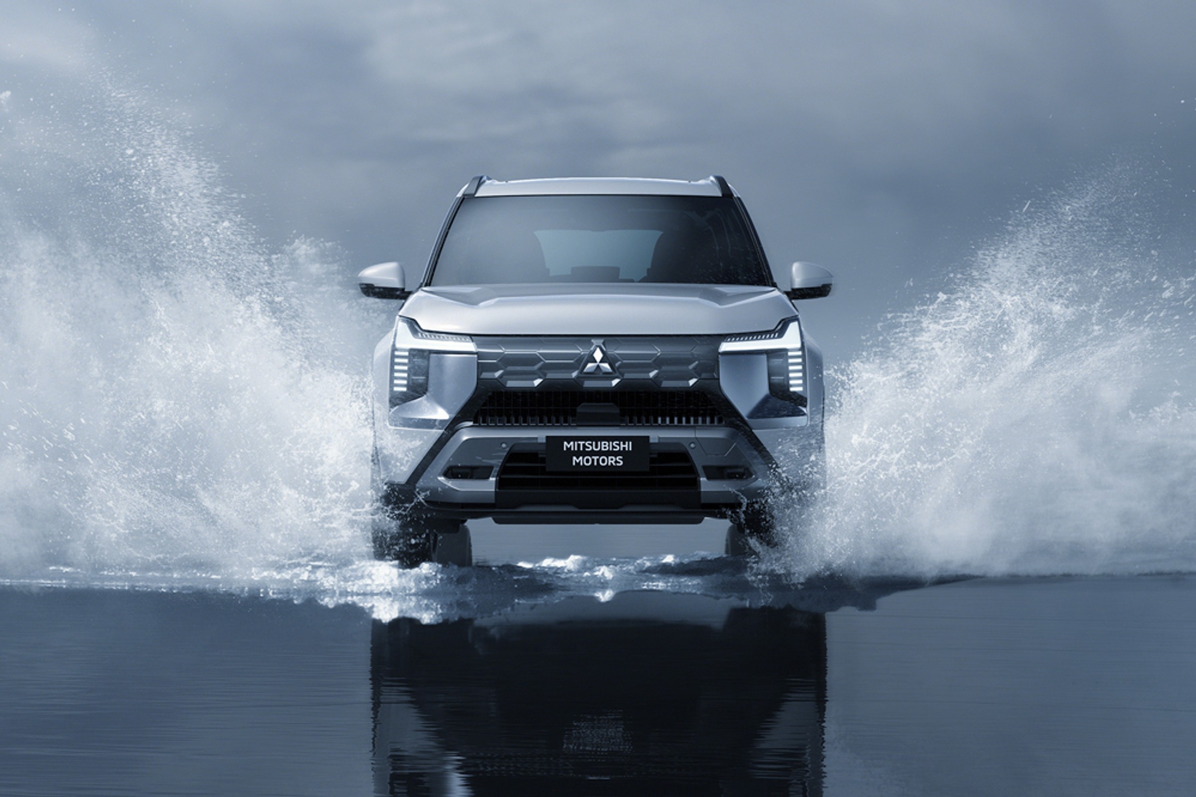 Świat wraca na właściwe tory. Jeszcze w tym roku Mitsubishi odkurzy nazwę "Pajero"