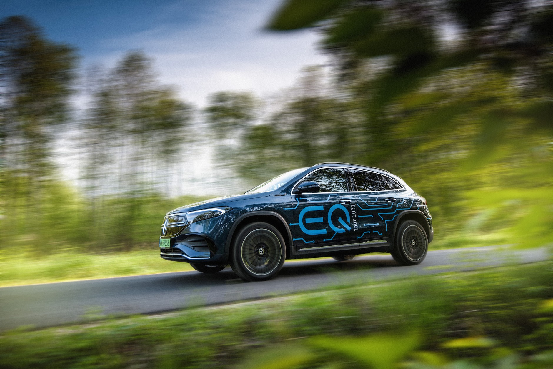 Mercedes EQ Tour