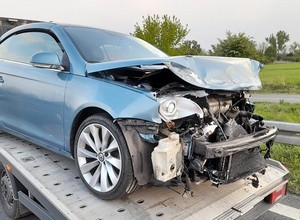 Stracił panowanie i rozbił auto. Miał na sumieniu coś gorszego