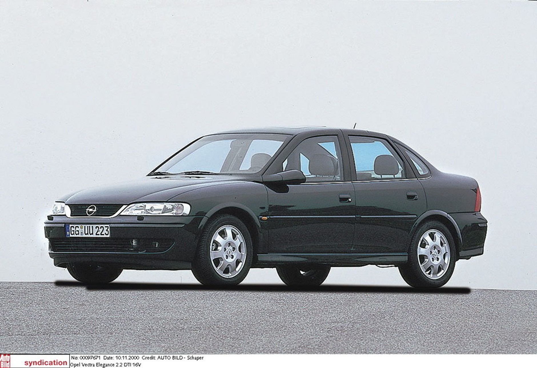 Aktualizacja fabrycznej nawigacji w Oplu i Vauxhallu