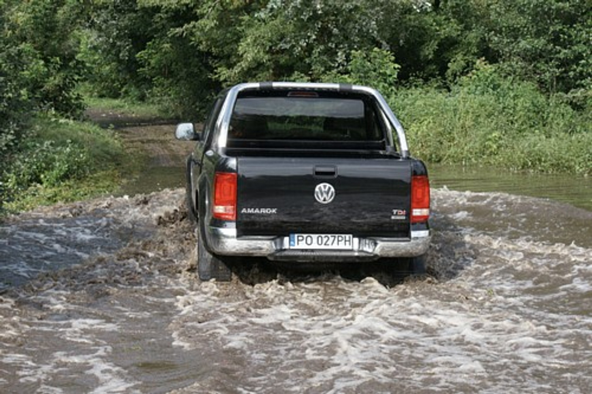 Volkswagen Amarok 2.0 BiTDI: Ambitny debiutant