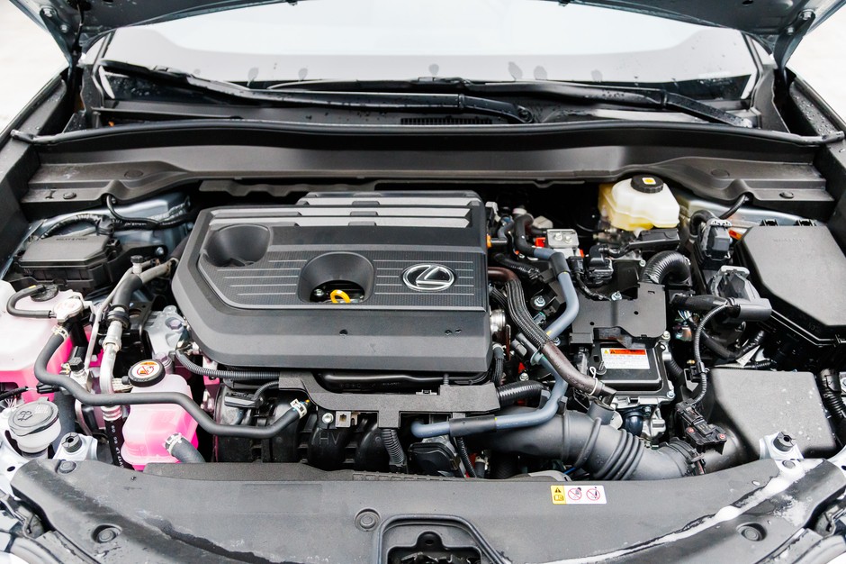 2024 Lexus UX300h