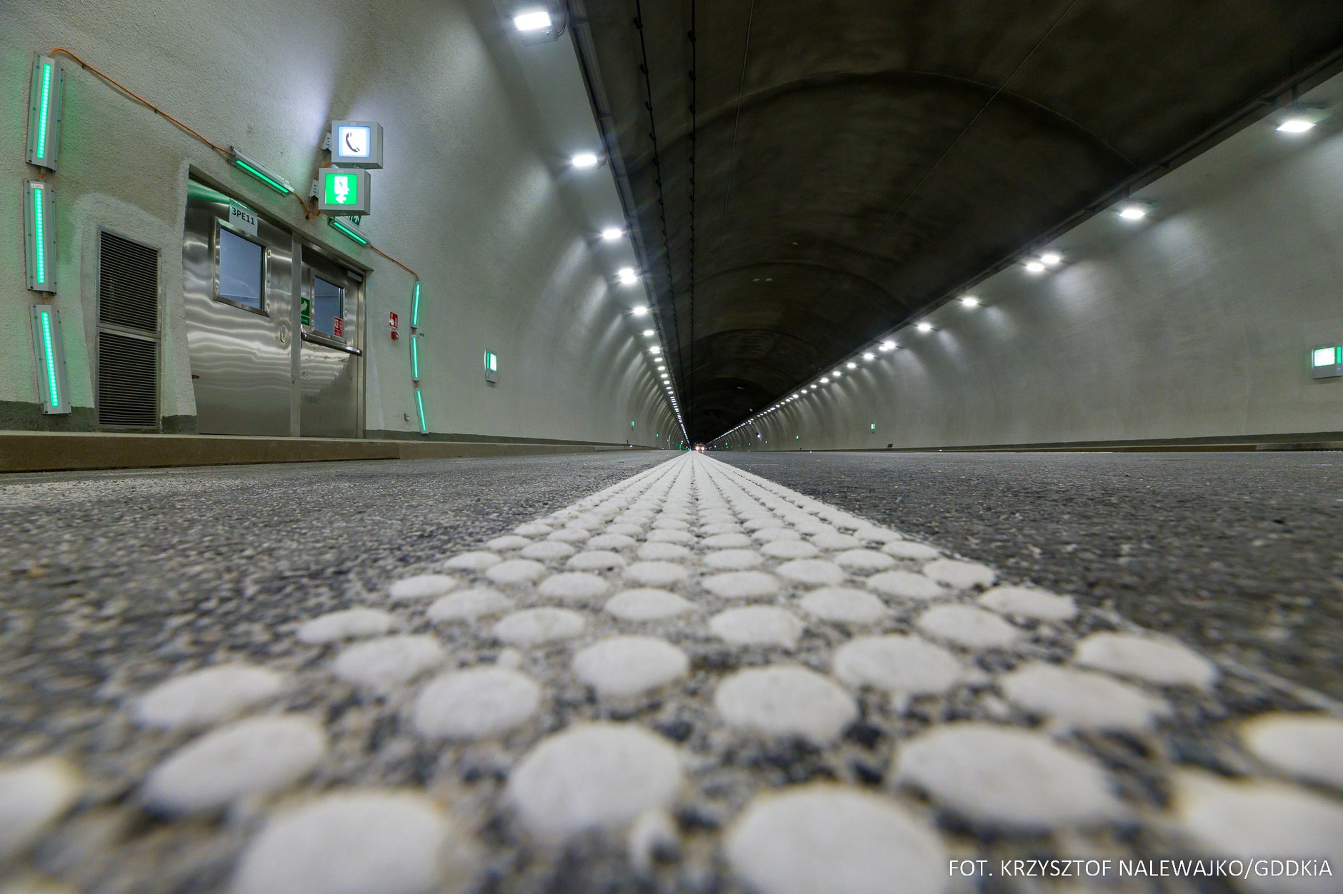 Tunel pod górą Luboń Mały w ciągu S7 Lubień - Rabka-Zdrój