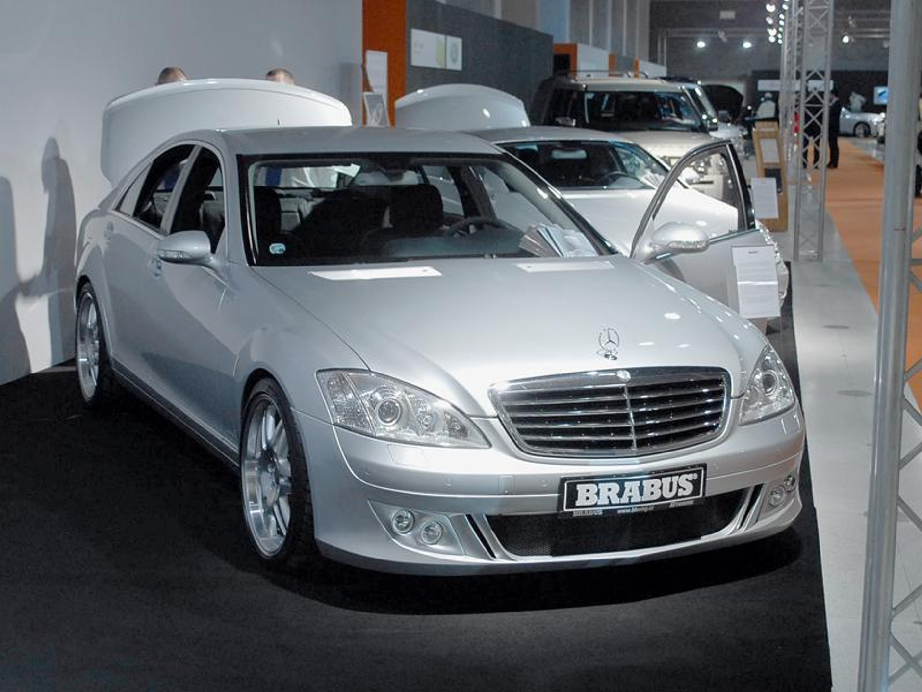 MMOTION 06: Mały Paryż w praskich Holešovicach