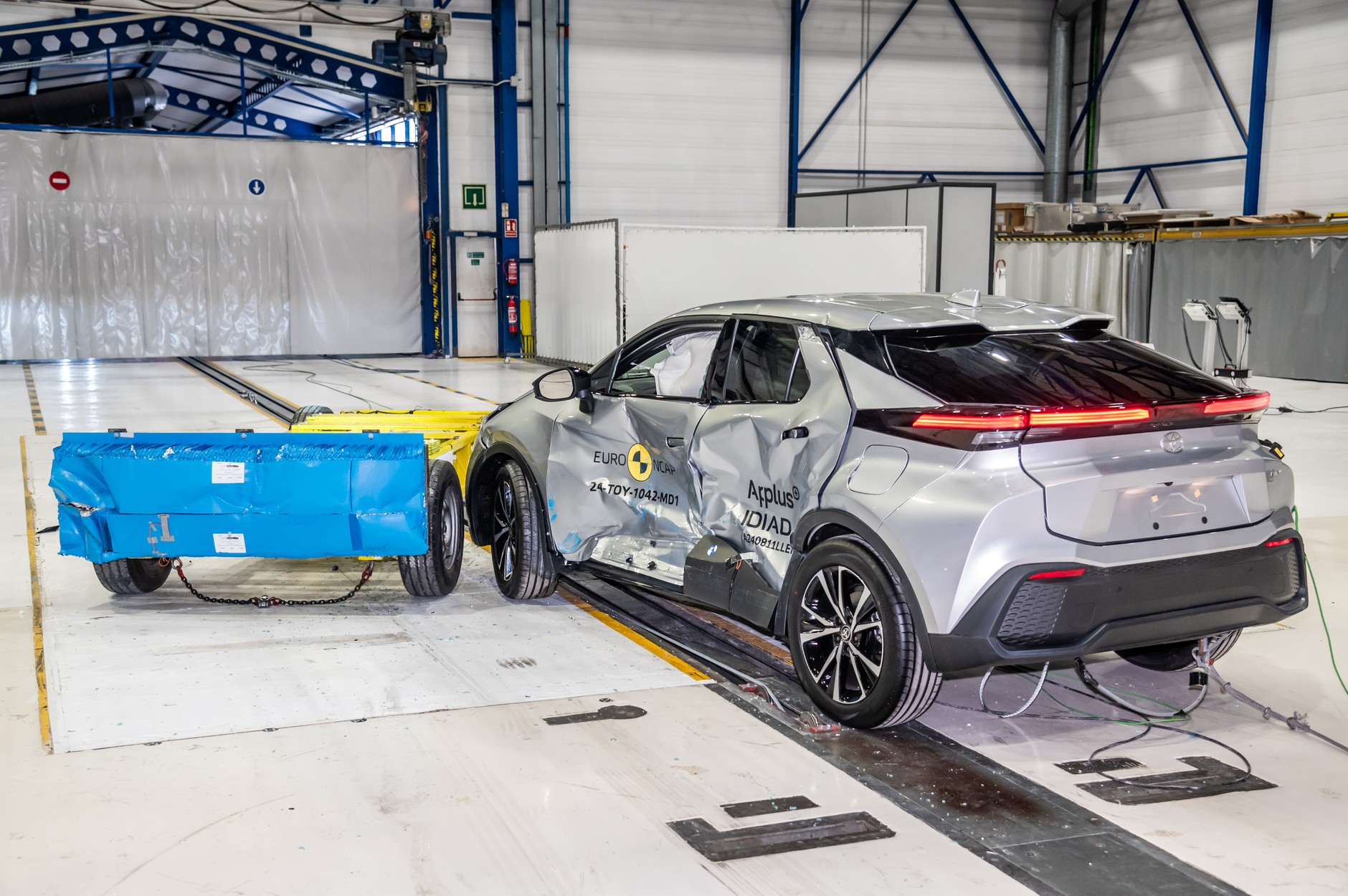 Crash test: Toyota C-HR